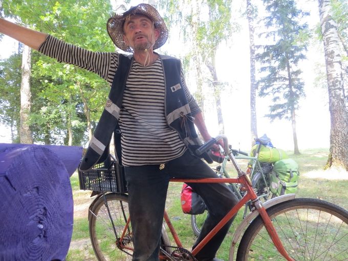 Un autre cycliste, spontanément venu me faire causette!