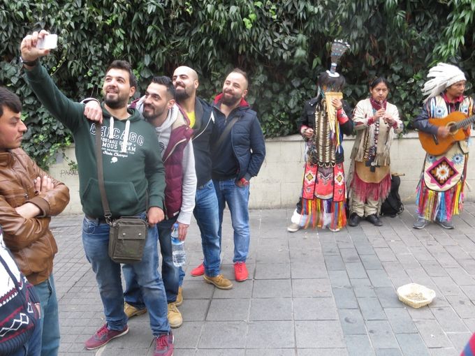 Dans les rues d'Istanbul... C'est pas joyeux tout ça?