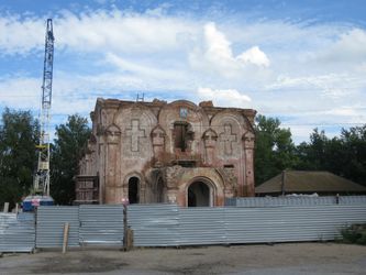 L’Eglise du village de Kalachnikov n’est pas encore tout à fait rénovée!