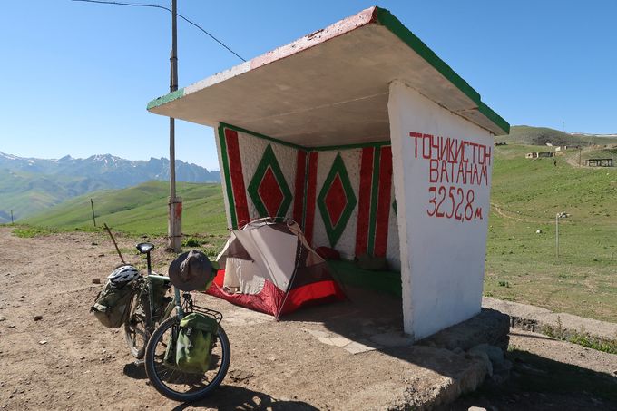 Col tadjik.